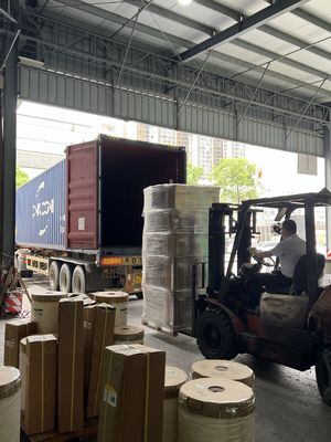 Film de plastification de livres certifié ISO avec adhésif thermocollant pour plastification thermique