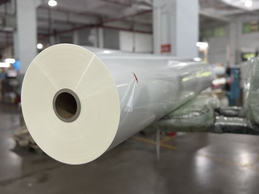 Film de stratification thermique en PET résistant aux rayures et à l'eau avec une grande clarté pour la stratification photographique