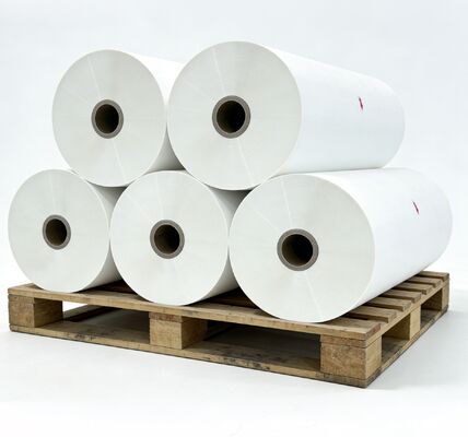 Film de stratification numérique transparent avec une durée de conservation de 12 mois et une largeur allant jusqu'à 2200 mm pour l'impression à l'huile de silicone lourde