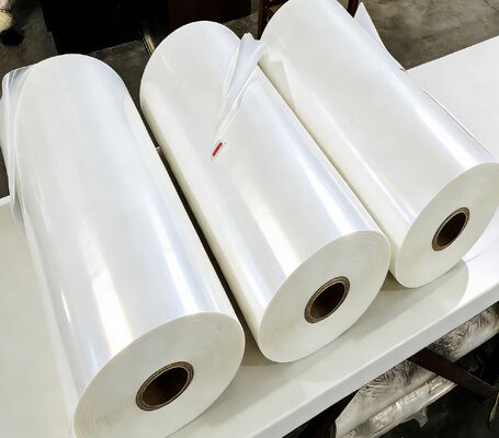 Film de stratification à chaud transparent 4-30 microns résistant à l'humidité pour l'impression et l'emballage