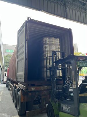 Film PET métallisé résistant à la chaleur jusqu'à 110 °C, surface réfléchissante lisse et résistant aux produits chimiques pour l'emballage et la stratification