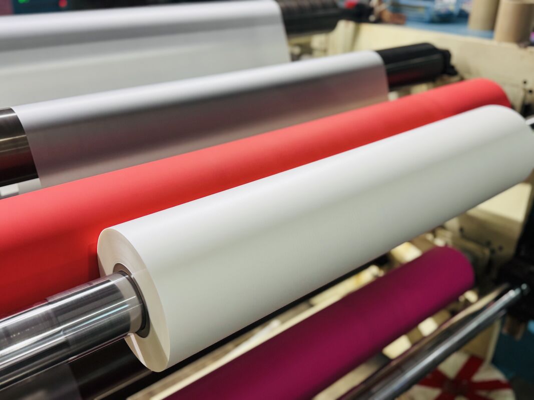 Film de lamination mate premium avec étiquetage personnalisable, longue durée de conservation et finition impeccable pour une protection renforcée