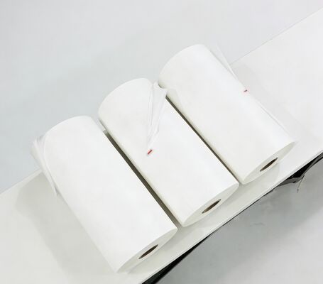 Film de stratification de livre à haute résistance à la déchirure avec une taille de noyau de 1 ou 3 pouces et une vitesse de stratification allant jusqu'à 400 m/min