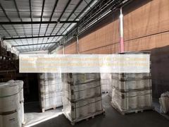 Protège les matériaux imprimés Film de plastification brillant Traitement Corona Double offrant une protection de surface et une finition très brillante pour les supports marketing imprimés